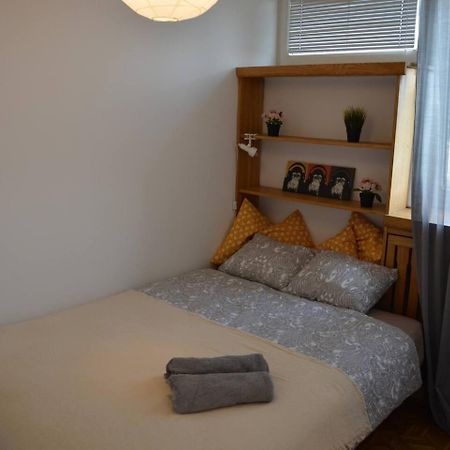 Ohmyhome - Sunny Apartment In City Center Βαρσοβία Εξωτερικό φωτογραφία