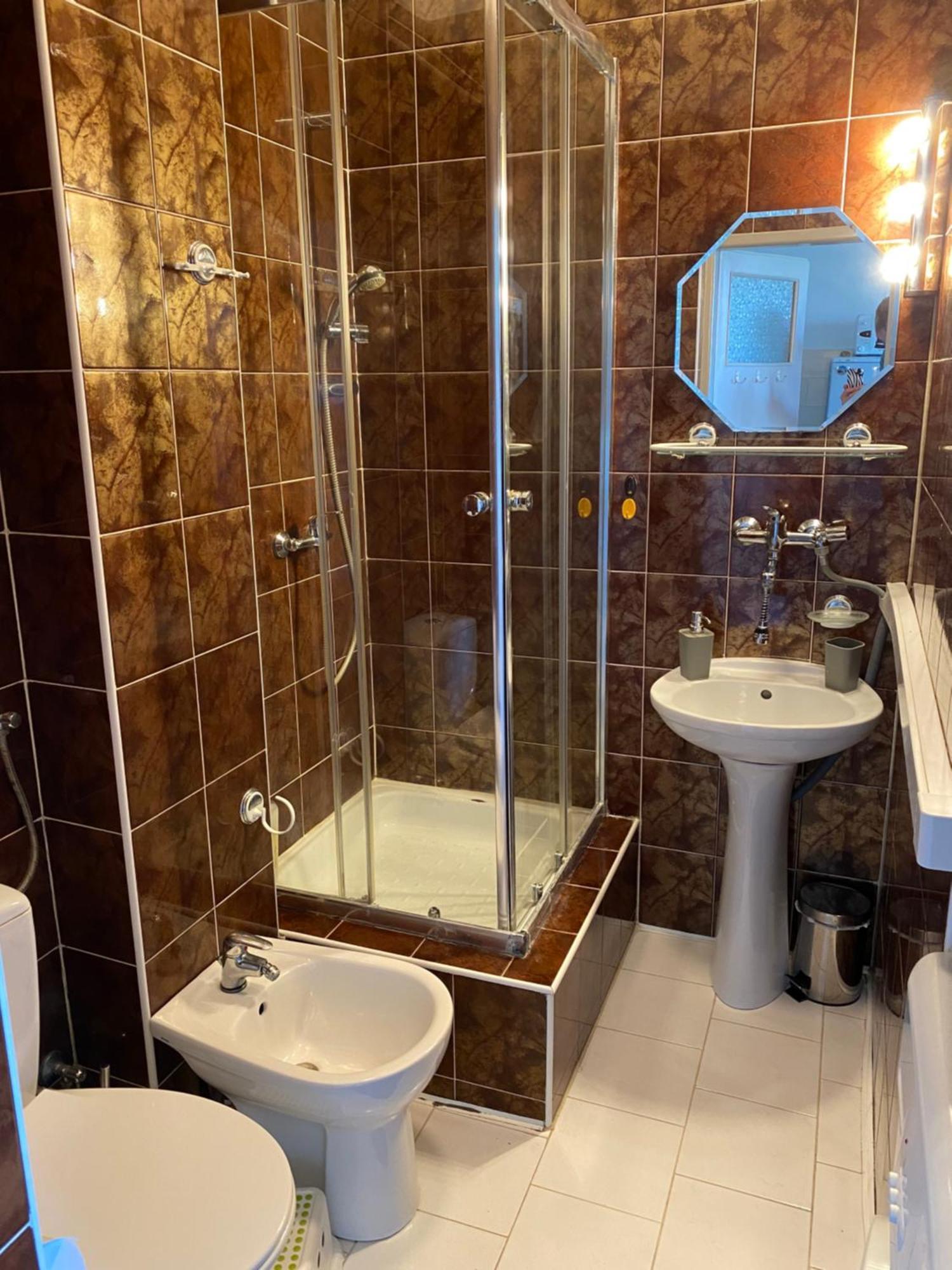 Ohmyhome - Sunny Apartment In City Center Βαρσοβία Εξωτερικό φωτογραφία